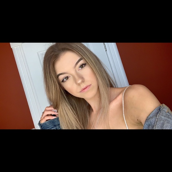 Meet your Posher, Jillian - Picture 1 of 1